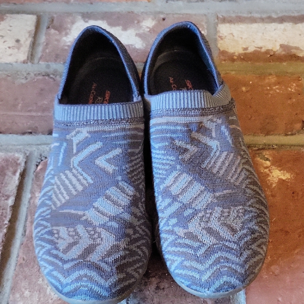 Skechers Women's Patterned Blue & Grey Slip-Ons Sneakers